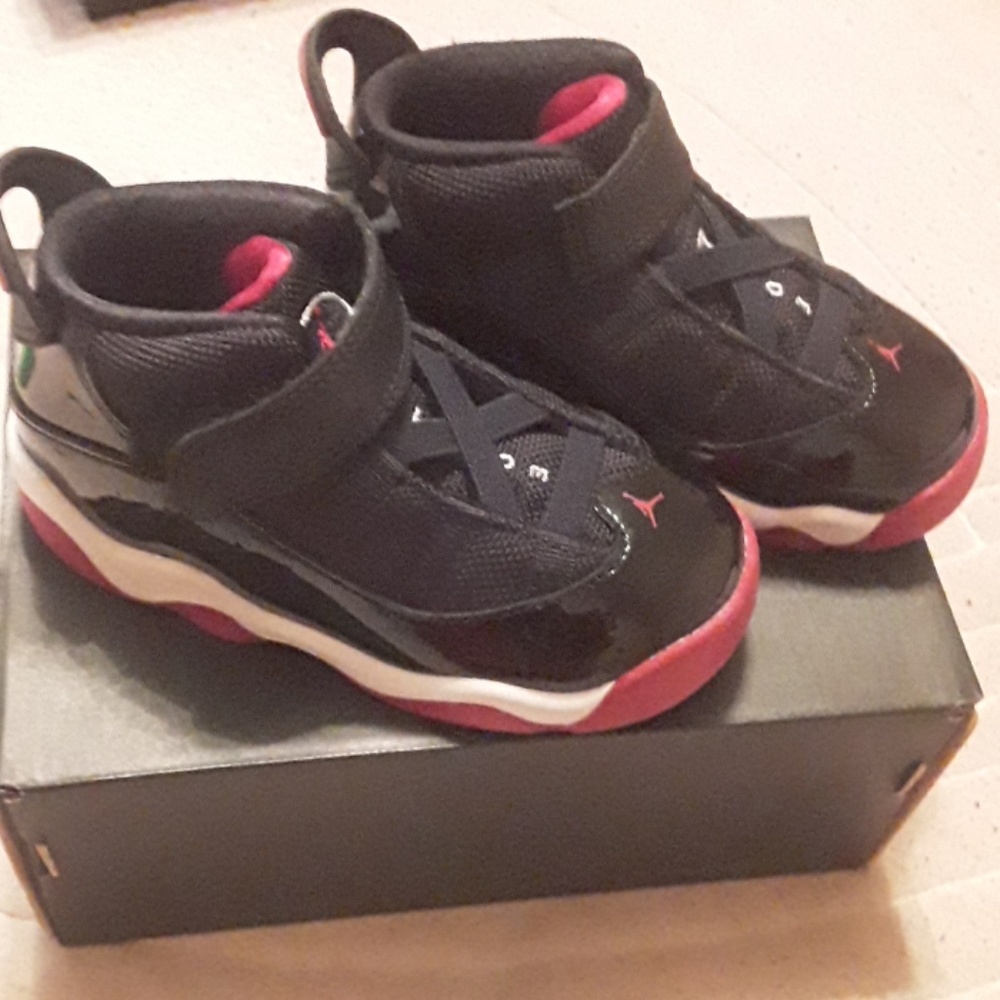 MAKE ME AN OFFER Jordan 6 rings (TD)